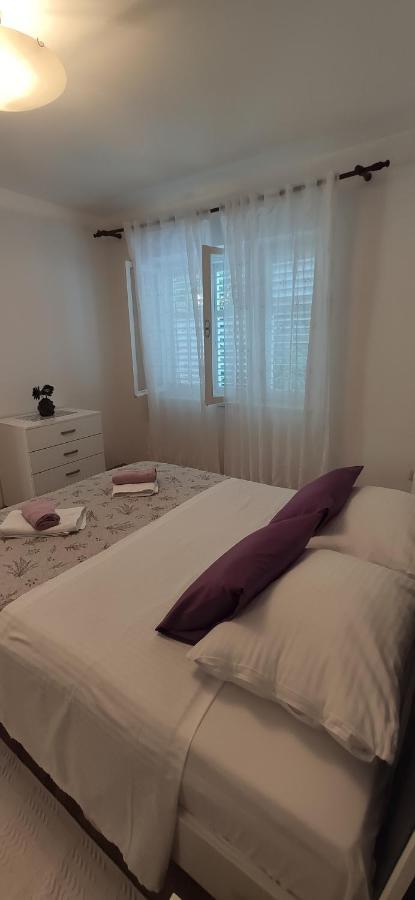 Pahljina Apartments Palit المظهر الخارجي الصورة