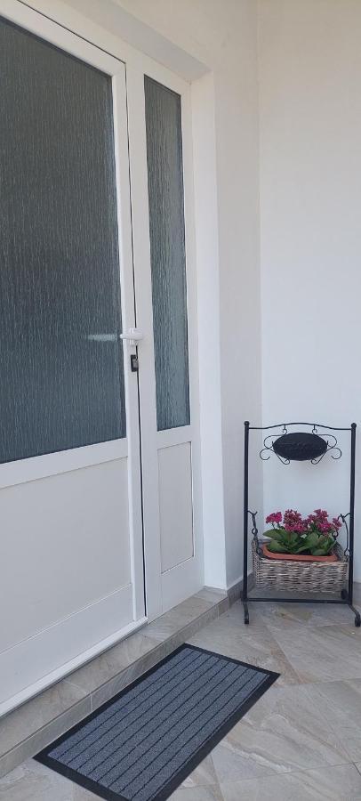 Pahljina Apartments Palit المظهر الخارجي الصورة