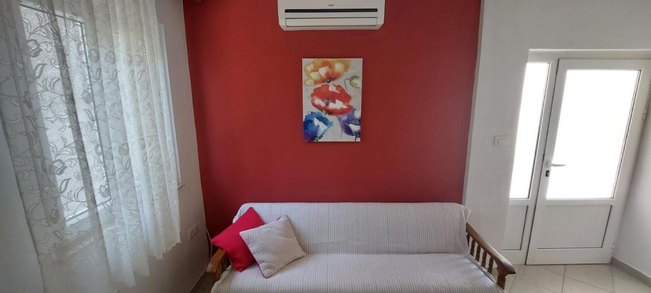 Pahljina Apartments Palit المظهر الخارجي الصورة